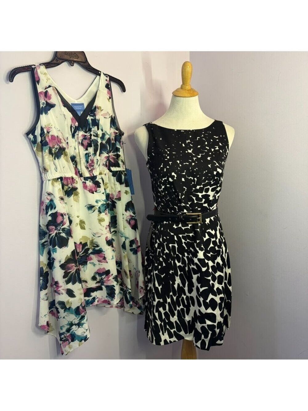 Ann Taylor & Simply Vera Dresses, NWT, Set of 2, Size 4 Petite/Small Petite - Picture 1 of 16